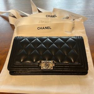 Authentic Chanel Boy Black Lambskin  Quilted Bifold  Wallet good used condition